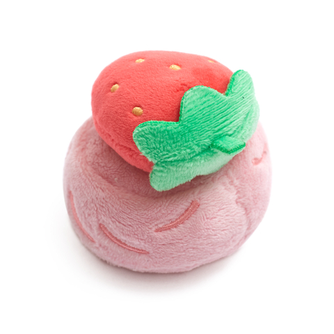Lovely Red And Pink Plush Strawberry Dog Toy Funny Dog Chew Toys Squeaky for Small Pets